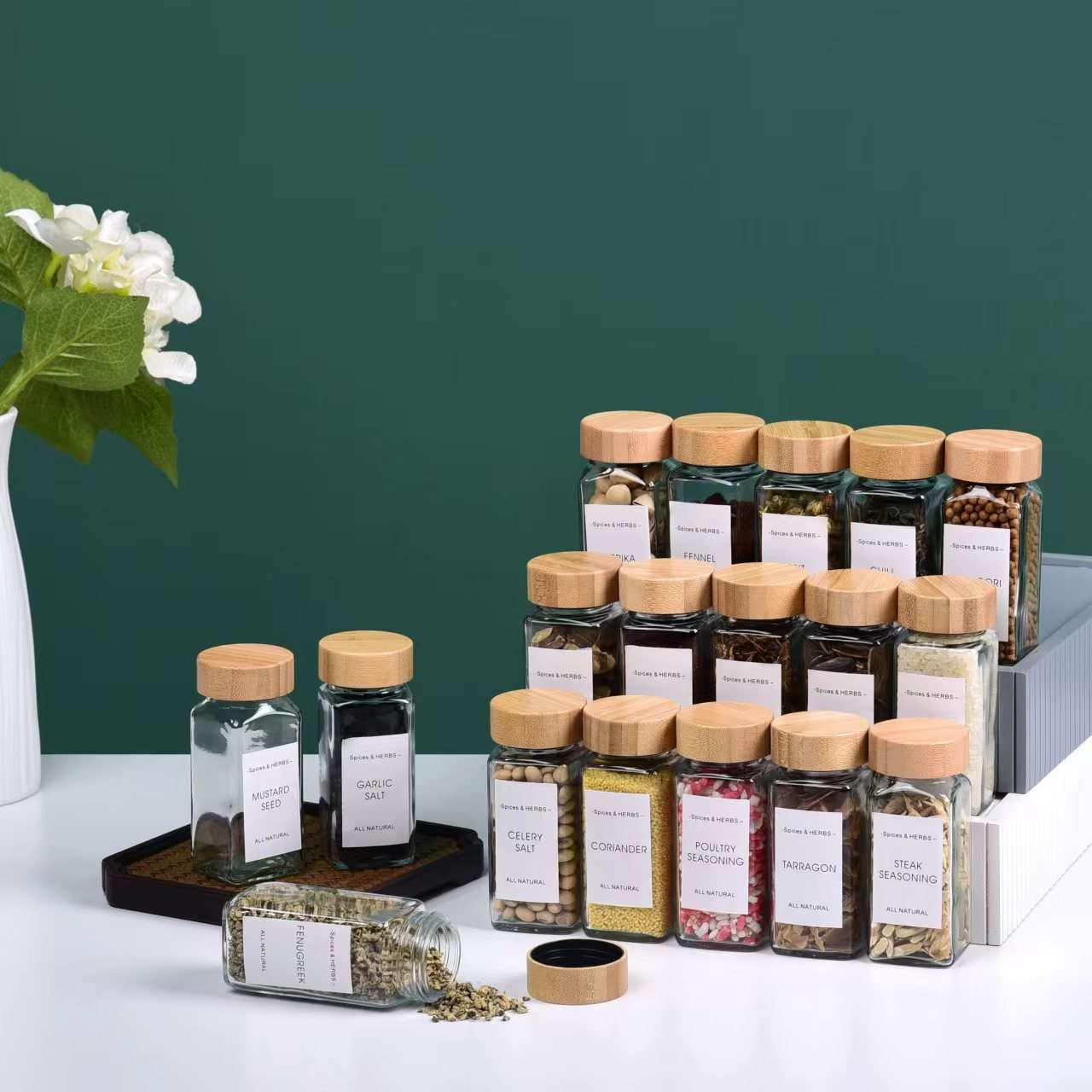 Glass Spice Jars With Bamboo Lids (120 ML) - Free Spice Label Stickers